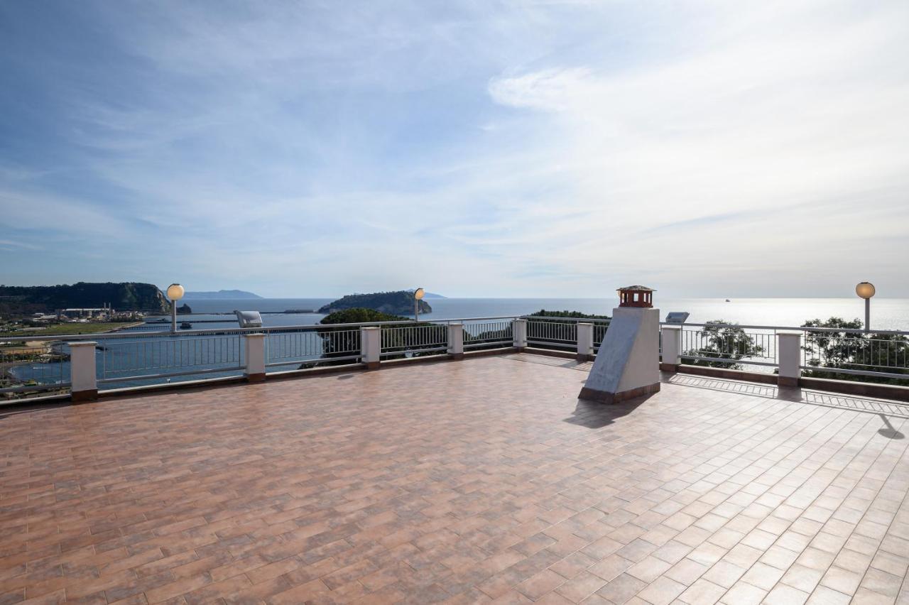 Villa Emilia يوتْسْوولْ المظهر الخارجي الصورة