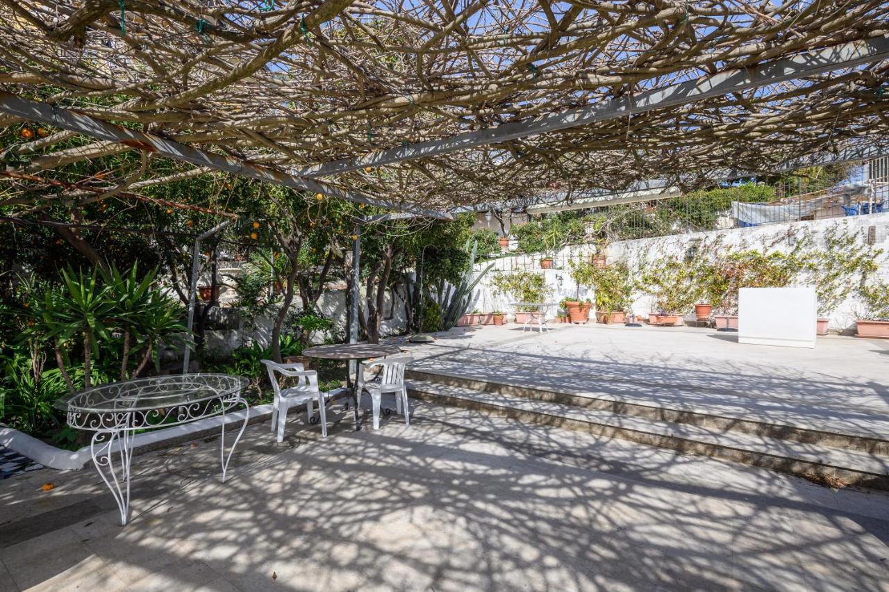 Villa Emilia يوتْسْوولْ المظهر الخارجي الصورة
