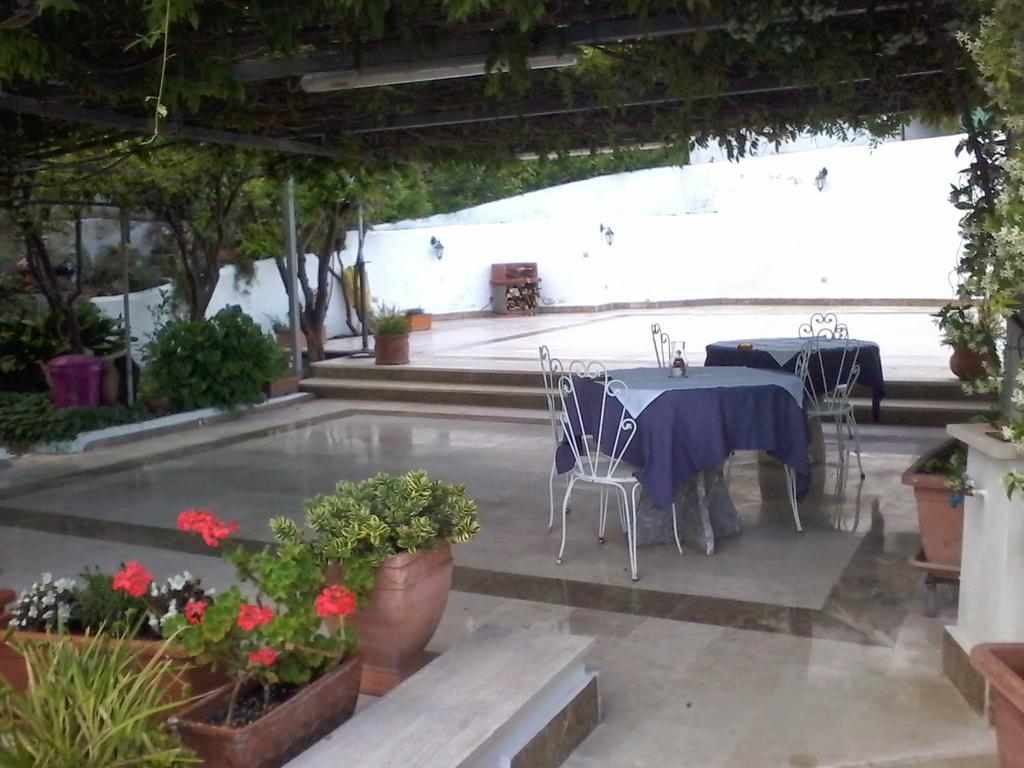 Villa Emilia يوتْسْوولْ المظهر الخارجي الصورة
