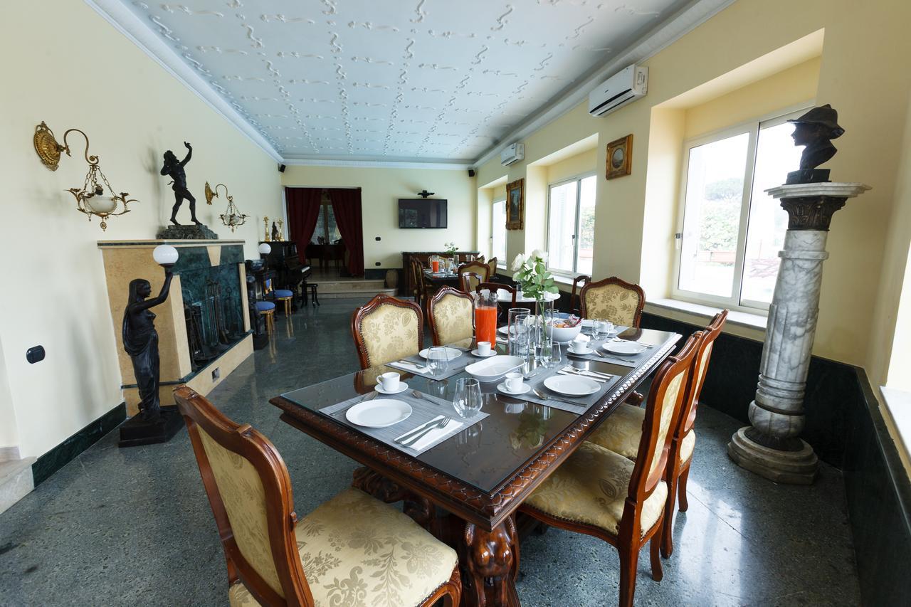 Villa Emilia يوتْسْوولْ المظهر الخارجي الصورة
