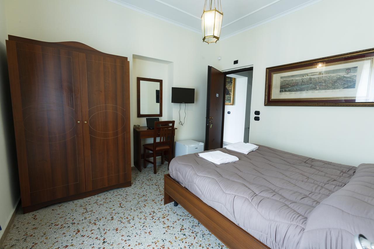 Villa Emilia يوتْسْوولْ المظهر الخارجي الصورة