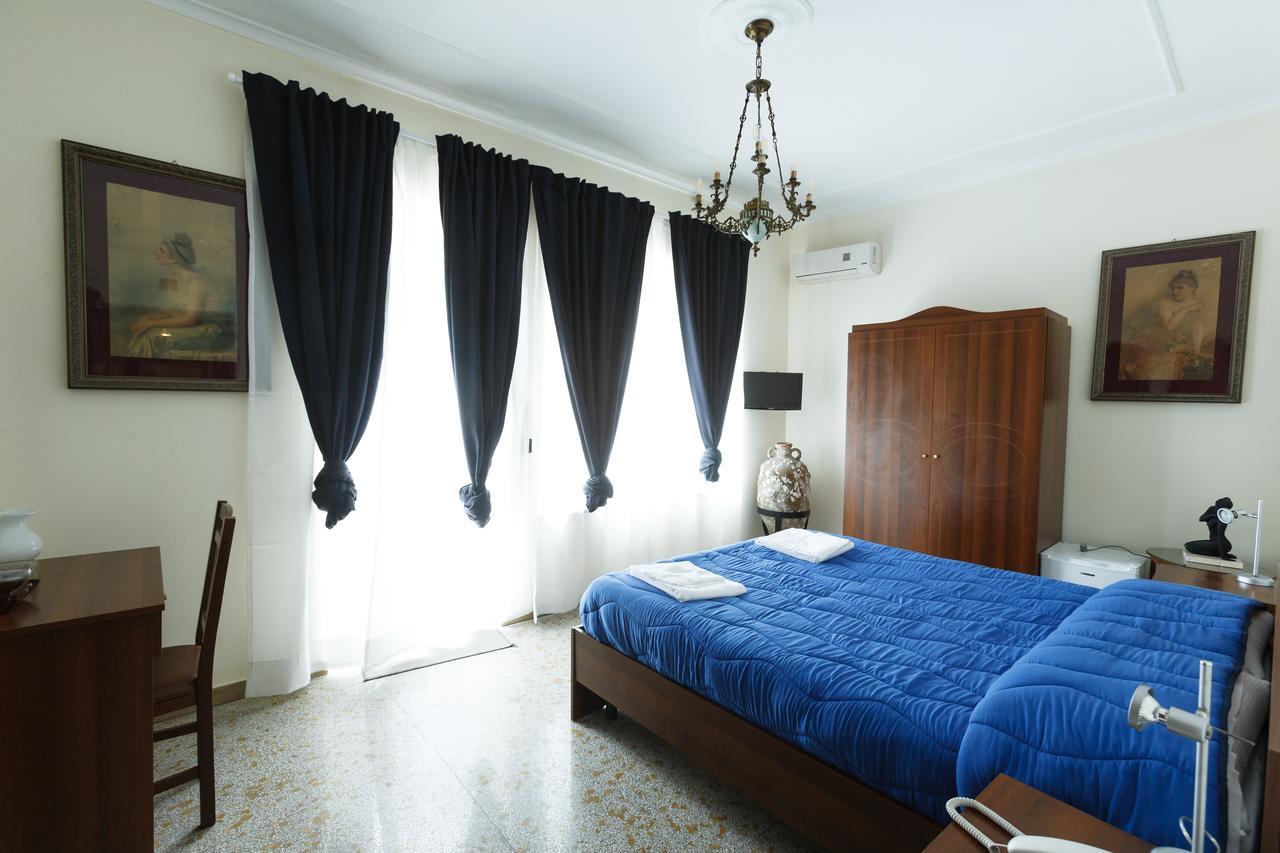 Villa Emilia يوتْسْوولْ المظهر الخارجي الصورة