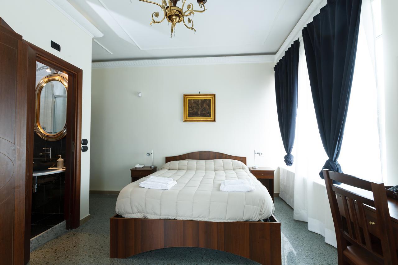 Villa Emilia يوتْسْوولْ المظهر الخارجي الصورة