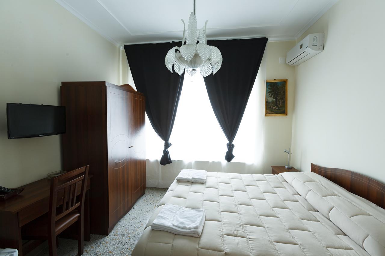 Villa Emilia يوتْسْوولْ المظهر الخارجي الصورة